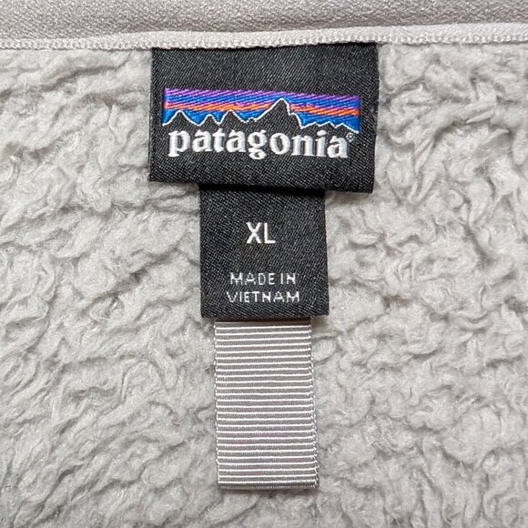 Patagonia Los Gatos 1/4 Zip Fleece Pullover in Drifter Grey - Picture 2 of 15